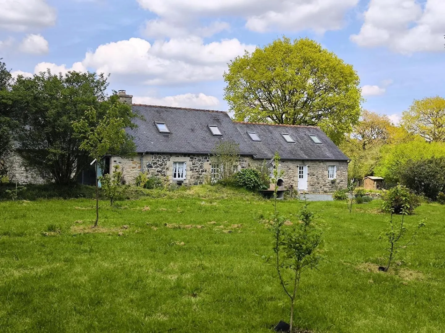 La Fermette De La Vallee La Chapelle-Neuve  Vakantiehuis