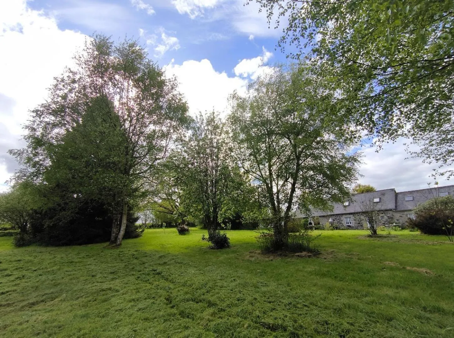 Vakantiehuis La Fermette De La Vallee La Chapelle-Neuve  Frankrijk